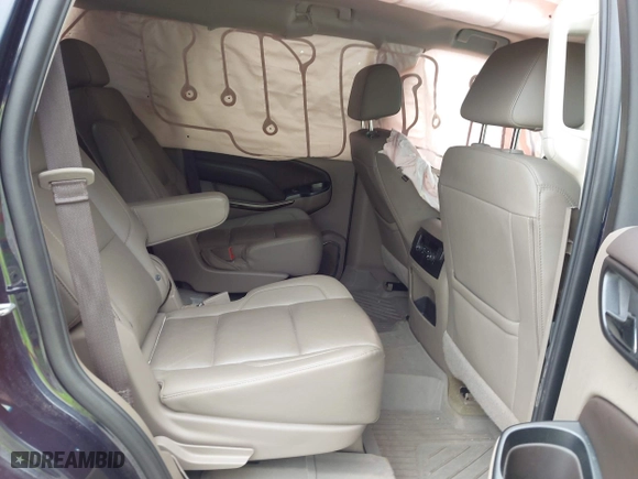 2019 Chevrolet Tahoe LT with VIN 1GNSCBKC7KR133119, listed as a IAAI auction lot 41570650 with 114,575 mi miles. Bid and sale history available at carsss.com. Image 8.