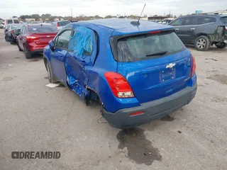 2015 Chevrolet Trax LS with VIN KL7CJKSB8FB179600, listed as a IAAI auction lot 41139637 with 62,814 mi miles. Bid and sale history available at carsss.com. Image 3.