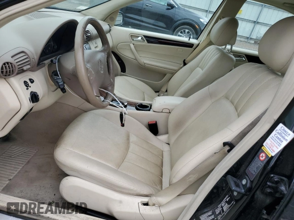 2005 Mercedes-Benz C 240 с VIN WDBRF61J15F716540, выставлен на аукционе Copart как лот 58163125 с пробегом 119 655 миль миль и Списание • Salvage title. История ставок и продаж доступна на DreamBid. Изображение 7.