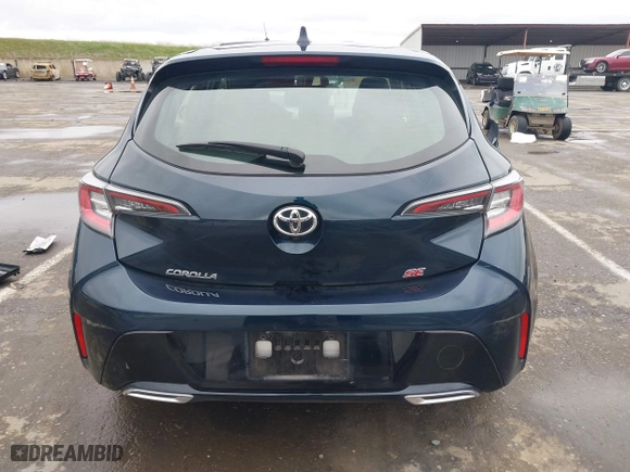 2021 Toyota Corolla Hatchback SE with VIN JTND4MBE8M3107240, listed as a IAAI auction lot 41570554 with 35,583 mi miles. Bid and sale history available at carsss.com. Image 17.