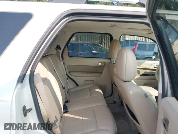 2009 Ford Escape Limited с VIN 1FMCU94G99KC59077, выставлен на аукционе IAAI как лот 42126295 с пробегом 169 306 миль миль и . История ставок и продаж доступна на DreamBid. Изображение 8.