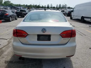 2011 Volkswagen Jetta SE с VIN 3VWDX7AJ7BM387480, выставлен на аукционе Copart как лот 55846375 с пробегом 182 669 миль миль и Чистый • Clean title. История ставок и продаж доступна на DreamBid. Изображение 6.