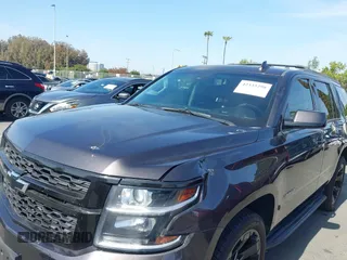 2017 Chevrolet Tahoe LT с VIN 1GNSCBKC6HR323891, выставлен на аукционе IAAI как лот 42335298 с пробегом 82 576 миль миль и . История ставок и продаж доступна на DreamBid. Изображение 6.