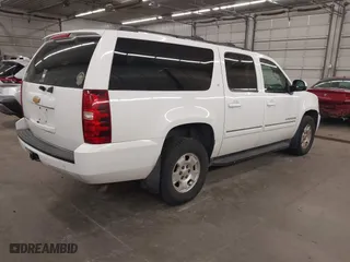 2013 Chevrolet Suburban LT with VIN 1GNSKJE74DR145680, listed as a IAAI auction lot 42114209 with 178,052 mi miles. Bid and sale history available at carsss.com. Image 4.