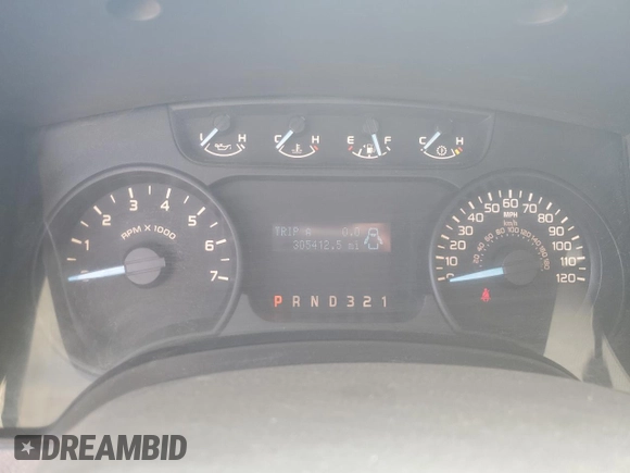 2011 Ford F-150 XL with VIN 1FTEW1CM2BFD34443, listed as a Copart auction lot 64940495 with 305,412 mi miles and Clean title. Bid and sale history available at DreamBid. Image 9.