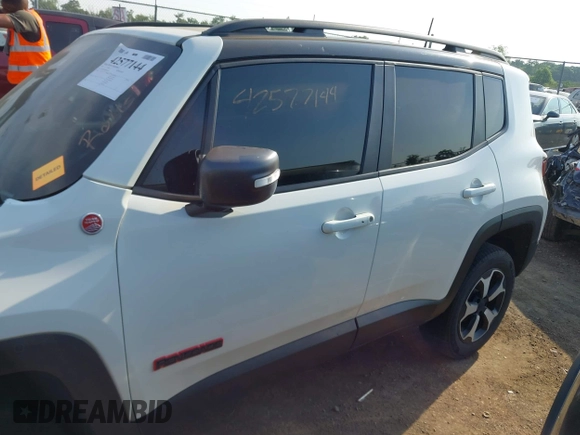 2021 Jeep Renegade Trailhawk with VIN ZACNJDC10MPM71187, listed as a IAAI auction lot 42577144 with 54,556 mi miles and . Bid and sale history available at DreamBid. Image 14.