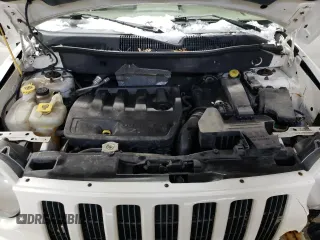 2007 Jeep Compass Limited with VIN 1J8FF57W67D185358, listed as a Copart auction lot 43978035 with 160,314 mi miles and Clean Title. Bid and sale history available at carsss.com. Image 12.
