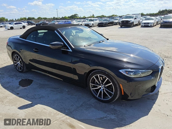 2024 BMW 4 Series 430i z VIN WBA23AT04RCR69424, wystawiony jako Copart lot #56997125 z przebiegiem 25 141 mil mil oraz Tytuł czysty. Historia ofert i sprzedaży dostępna na DreamBid. Obrazek 4.