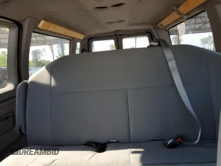 2001 Ford Econoline Passenger XL z VIN 1FBSS31LX1HB15466, wystawiony jako Copart lot #55667965 z przebiegiem 188 590 mil mil oraz Szkoda całkowita • Salvage title. Historia ofert i sprzedaży dostępna na DreamBid. Obrazek 10.