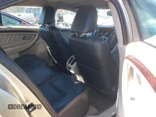 2011 Ford Taurus Limited with VIN 1FAHP2FW4BG103816, listed as a IAAI auction lot 42032586 with 170,529 mi miles and . Bid and sale history available at carsss.com. Image 8.