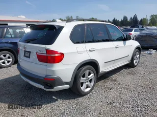 2007 BMW X5 3.0si z VIN 4USFE435X7LY80508, wystawiony jako IAAI lot #42126085 z przebiegiem 168 711 mil mil oraz . Historia ofert i sprzedaży dostępna na DreamBid. Obrazek 4.