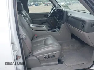 2004 Chevrolet Tahoe Z71 with VIN 1GNEK13T54R186784, listed as a IAAI auction lot 42654886 with Not provided miles and . Bid and sale history available at DreamBid. Image 5.