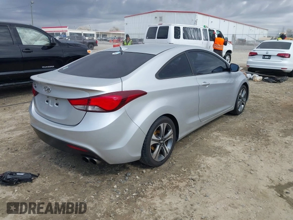 2014 Hyundai Elantra z VIN KMHDH6AH3EU026718, wystawiony jako IAAI lot #41721610 z przebiegiem 109 338 mil mil oraz . Historia ofert i sprzedaży dostępna na DreamBid. Obrazek 4.