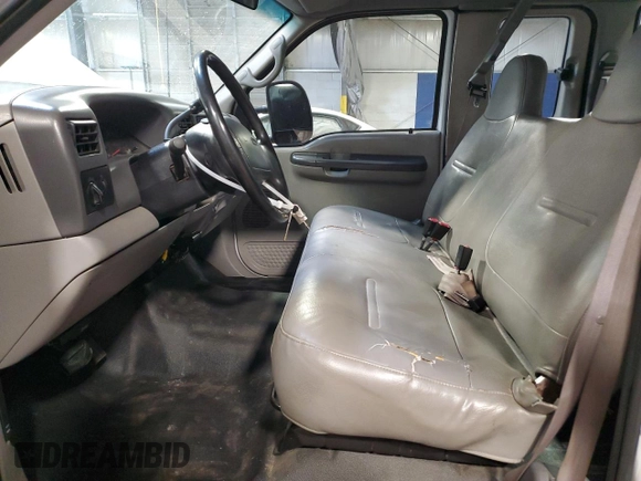 2000 Ford F-250 XL с VIN 1FTNX20FXYEE46737, выставлен на аукционе Copart как лот 47289065 с пробегом 278 030 миль миль и Списание • Salvage title. История ставок и продаж доступна на DreamBid. Изображение 7.
