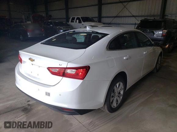 2025 Chevrolet Malibu LT with VIN 1G1ZD5ST3SF131724, listed as a Copart auction lot 50403495 with 5,046 mi miles and Clean Title. Bid and sale history available at DreamBid. Image 3.