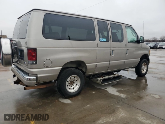 2003 Ford Econoline Cargo with VIN 1FMNE31L93HA88002, listed as a Copart auction lot 45013245 with 147,458 mi miles and Clean Title. Bid and sale history available at DreamBid. Image 3.