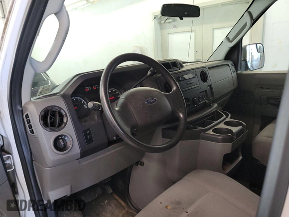 2013 Ford Econoline Cargo Commercial with VIN 1FTNE2EL1DDB26372, listed as a IAAI auction lot 42787142 with 117,378 mi miles and . Bid and sale history available at DreamBid. Image 32.