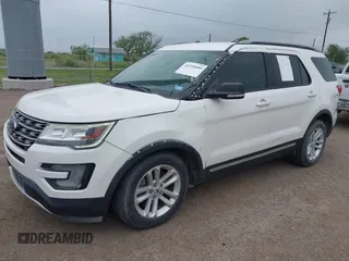 2017 Ford Explorer XLT z VIN 1FM5K7D8XHGC53849, wystawiony jako IAAI lot #42220485 z przebiegiem 135 902 mil mil oraz . Historia ofert i sprzedaży dostępna na DreamBid. Obrazek 17.