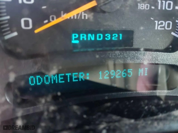 2005 Chevrolet Avalanche LS with VIN 3GNEC12Z55G263450, listed as a Copart auction lot 44189075 with 129,265 mi miles and Clean Title. Bid and sale history available at carsss.com. Image 8.