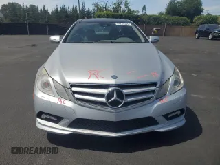 2010 Mercedes-Benz E 550 with VIN WDDKJ7CB5AF014783, listed as a Copart auction lot 54239565 with 157,025 mi miles and Salvage title. Bid and sale history available at DreamBid. Image 5.