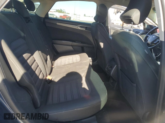 2018 Ford Fusion SE z VIN 3FA6P0H7XJR110391, wystawiony jako Copart lot #58069735 z przebiegiem 168 222 mil mil oraz Szkoda całkowita • Salvage title. Historia ofert i sprzedaży dostępna na DreamBid. Obrazek 10.