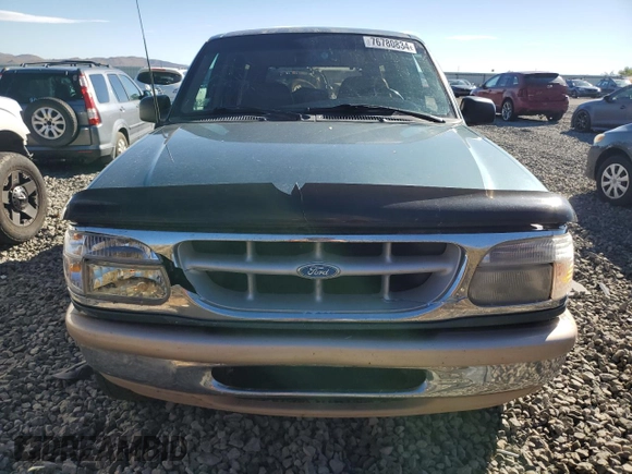 1996 Ford Explorer XL z VIN 1FMDU34X4TZA70403, wystawiony jako Copart lot #76780834 z przebiegiem 131 020 mil mil oraz Tytuł czysty. Historia ofert i sprzedaży dostępna na DreamBid. Obrazek 5.