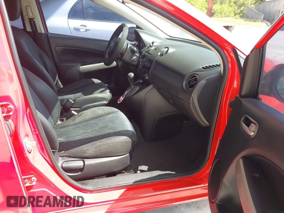 2014 Mazda 2 Sport with VIN JM1DE1KY4E0174415, listed as a IAAI auction lot 42190504 with 179,864 mi miles. Bid and sale history available at carsss.com. Image 5.