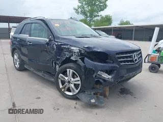 2012 Mercedes-Benz M 350 z VIN 4JGDA5HB9CA018508, wystawiony jako IAAI lot #42149549 z przebiegiem 103 648 mil mil oraz . Historia ofert i sprzedaży dostępna na DreamBid. Obrazek 1.
