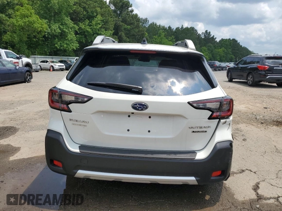 2025 Subaru Outback Touring with VIN 4S4BTAPC5S3149300, listed as a Copart auction lot 58577175 with 4,256 mi miles and Salvage title. Bid and sale history available at DreamBid. Image 6.