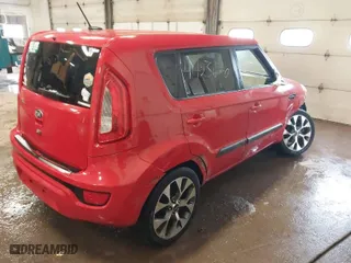2013 Kia Soul + with VIN KNDJT2A64D7498551, listed as a IAAI auction lot 41723676 with 126,172 mi miles. Bid and sale history available at carsss.com. Image 4.