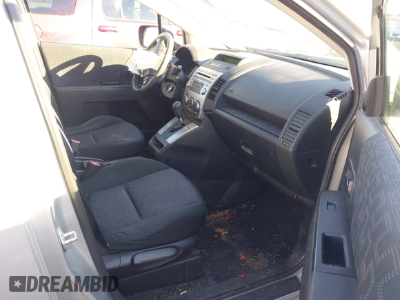 2008 Mazda 5 Sport with VIN JM1CR293180309628, listed as a IAAI auction lot 41450847 with 148,237 mi miles. Bid and sale history available at carsss.com. Image 5.