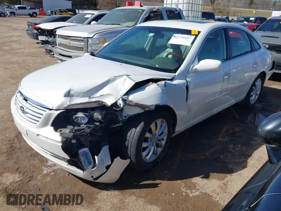 2007 Hyundai Azera SE z VIN KMHFC46F57A210341, wystawiony jako IAAI lot #41729427 z przebiegiem 113 301 mil mil oraz . Historia ofert i sprzedaży dostępna na DreamBid. Obrazek 2.