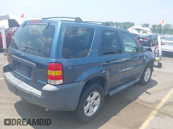 2006 Ford Escape XLT z VIN 1FMCU93156KB10612, wystawiony jako IAAI lot #42583417 z przebiegiem 133 615 mil mil oraz . Historia ofert i sprzedaży dostępna na DreamBid. Obrazek 4.