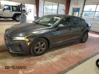 2024 Kia K5 LXS z VIN 5XXG14J28RG227578, wystawiony jako Copart lot #56219735 z przebiegiem 7 318 mil mil oraz Szkoda całkowita • Salvage title. Historia ofert i sprzedaży dostępna na DreamBid. Obrazek 1.