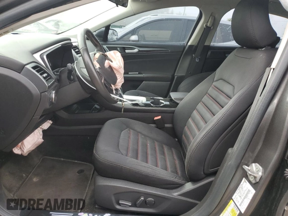 2015 Ford Fusion SE z VIN 3FA6P0H73FR259880, wystawiony jako Copart lot #61133835 z przebiegiem Nie podano mil oraz Szkoda całkowita • Salvage title. Historia ofert i sprzedaży dostępna na DreamBid. Obrazek 7.