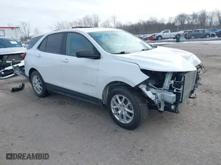 2022 Chevrolet Equinox LS with VIN 3GNAXHEV5NS117731, listed as a IAAI auction lot 41698857 with 39,934 mi miles. Bid and sale history available at carsss.com. Image 1.