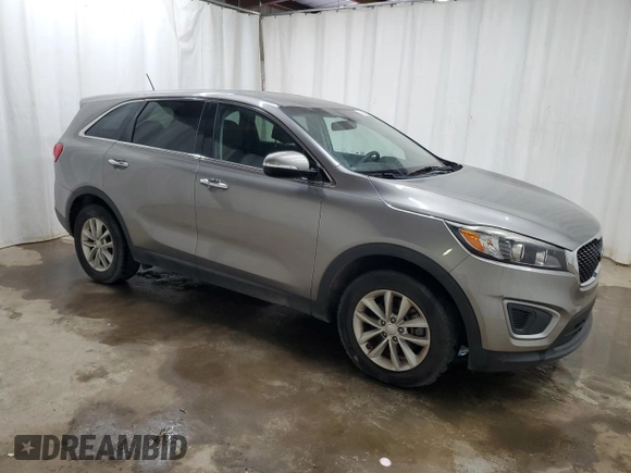 2018 Kia Sorento L with VIN 5XYPG4A39JG338356, listed as a Copart auction lot 48312885 with 110,573 mi miles and Clean Title. Bid and sale history available at carsss.com. Image 4.