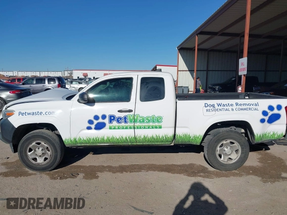 2016 Toyota Tacoma SR with VIN 5TFRX5GNXGX068468, listed as a IAAI auction lot 41844337 with 284,068 mi miles and . Bid and sale history available at carsss.com. Image 15.