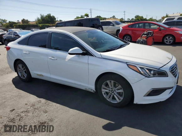2016 Hyundai Sonata SE z VIN 5NPE24AF2GH348048, wystawiony jako Copart lot #59058185 z przebiegiem 137 605 mil mil oraz Czysty tytuł • Clean title. Historia ofert i sprzedaży dostępna na DreamBid. Obrazek 4.