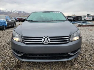 2015 Volkswagen Passat 1.8T Wolfsburg Ed with VIN 1VWAT7A30FC097718, listed as a Copart auction lot 44588395 with 145,760 mi miles and Salvage Title. Bid and sale history available at carsss.com. Image 5.