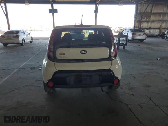 2016 Kia Soul + z VIN KNDJP3A55G7323408, wystawiony jako Copart lot #57356315 z przebiegiem 120 658 mil mil oraz Czysty tytuł • Clean title. Historia ofert i sprzedaży dostępna na DreamBid. Obrazek 6.
