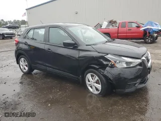 2020 Nissan Kicks S with VIN 3N1CP5BV3LL579428, listed as a Copart auction lot 86436424 with 84,739 mi miles and Salvage Title. Bid and sale history available at carsss.com. Image 4.