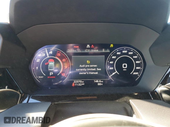 2023 Audi RS 3 z VIN WUAG4DGY9PA909612, wystawiony jako Copart lot #41700735 z przebiegiem 22 370 mil mil oraz Szkoda całkowita • Salvage title. Historia ofert i sprzedaży dostępna na DreamBid. Obrazek 9.