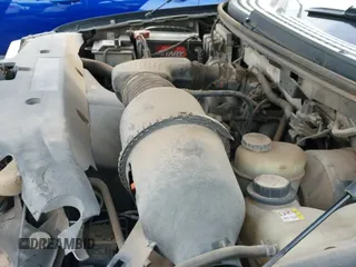 2006 Ford F-150 STX с VIN 1FTRF02W16KD06001, выставлен на аукционе IAAI как лот 40944994 с пробегом 166 443 миль миль и . История ставок и продаж доступна на DreamBid. Изображение 19.