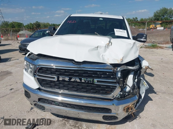2022 Ram 1500 Big Horn z VIN 1C6RRFMG2NN430198, wystawiony jako IAAI lot #41944132 z przebiegiem 54 479 mil mil oraz . Historia ofert i sprzedaży dostępna na DreamBid. Obrazek 20.