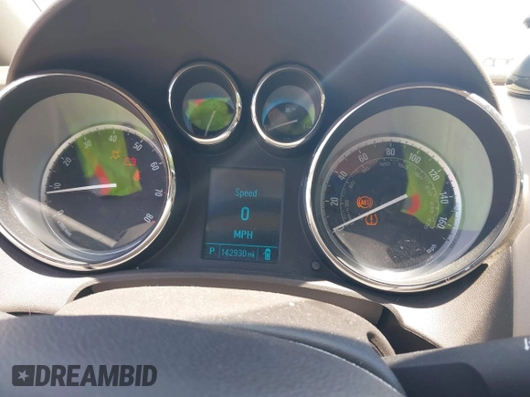 2014 Buick Verano with VIN 1G4PP5SK4E4243666, listed as a IAAI auction lot 42323731 with 142,930 mi miles and . Bid and sale history available at DreamBid. Image 7.