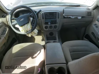 2004 Ford Explorer XLT with VIN 1FMZU73E94UC05497, listed as a Copart auction lot 73175304 with 175,933 mi miles and Clean Title. Bid and sale history available at DreamBid. Image 8.