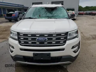 2017 Ford Explorer XLT z VIN 1FM5K8D8XHGC74397, wystawiony jako Copart lot #61139475 z przebiegiem 99 580 mil mil oraz Szkoda całkowita • Salvage title. Historia ofert i sprzedaży dostępna na DreamBid. Obrazek 5.