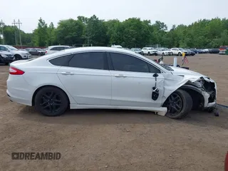 2016 Ford Fusion SE with VIN 3FA6P0HD0GR201247, listed as a IAAI auction lot 42495877 with 126,572 mi miles and . Bid and sale history available at DreamBid. Image 13.