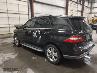 2012 Mercedes-Benz M-Class ML 350 BlueTEC with VIN 4JGDA2EBXCA075139, listed as a IAAI auction lot 41451238 with 132,653 mi miles. Bid and sale history available at carsss.com. Image 3.